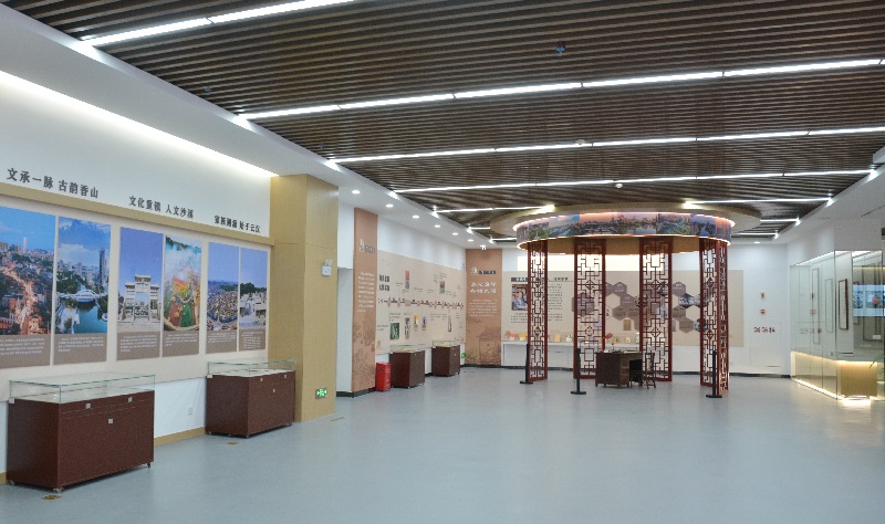 展厅内景1（摄影：蓝子键）.JPG