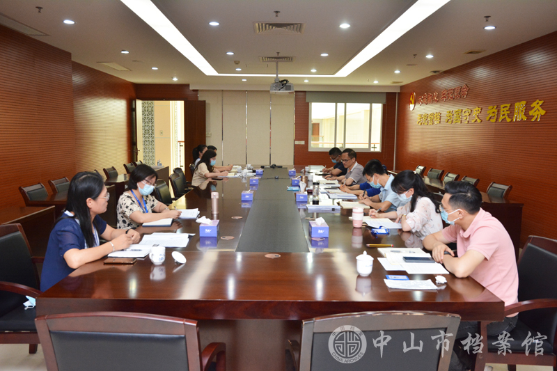 会议现场（摄影：蓝子键）副本.jpg