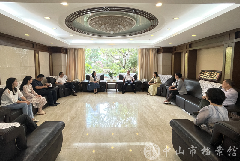 图3：双方代表开展座谈交流（摄影：彭天亮）副本.jpg