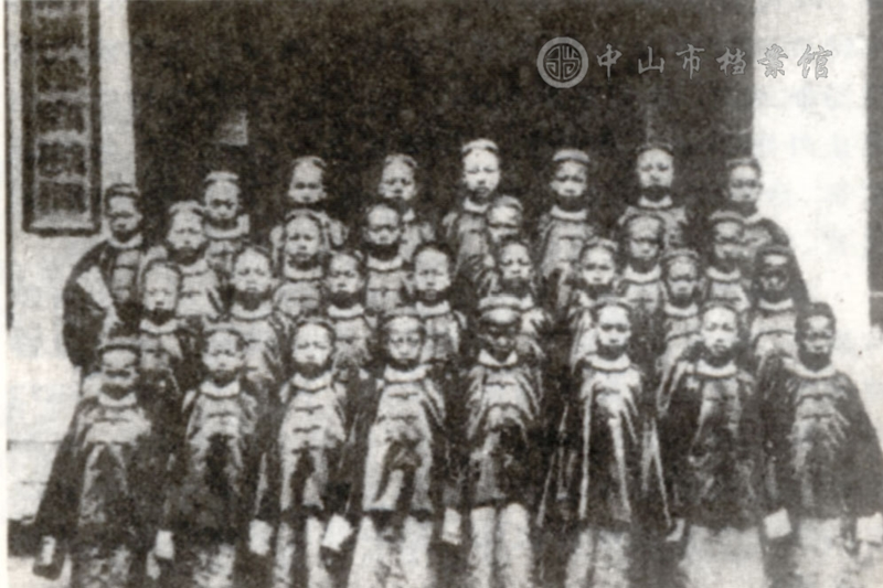 图2：留美幼童合影（中山市档案馆馆藏）.png