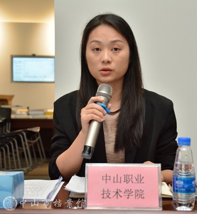 图2-2：座谈会上，各参会代表围绕活动开展积极献策交流（摄影：蓝子键） 副本.jpg